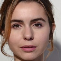 Zoe Pacea Minea