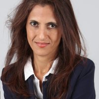 Priya Van Vooren